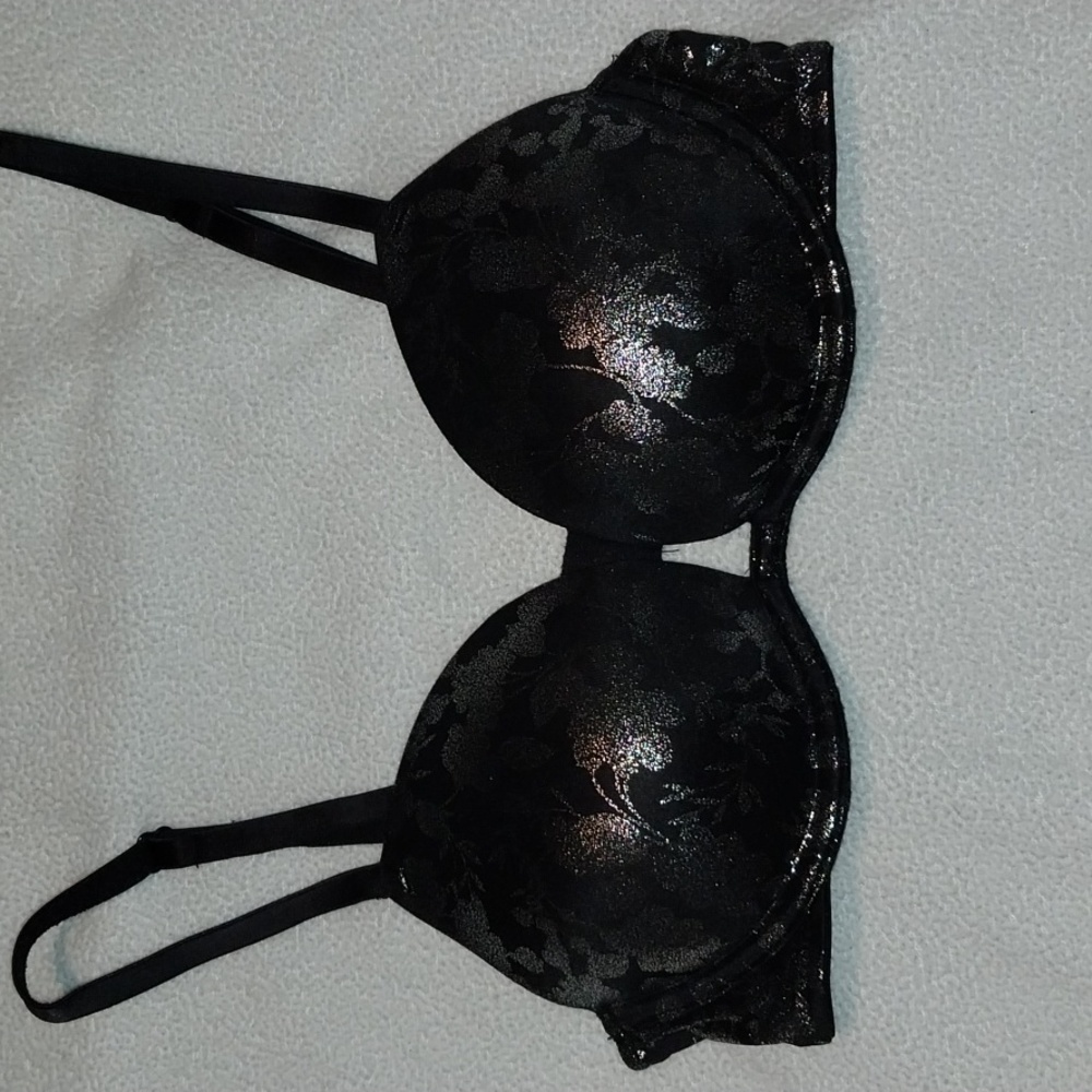 PINK push-up bra